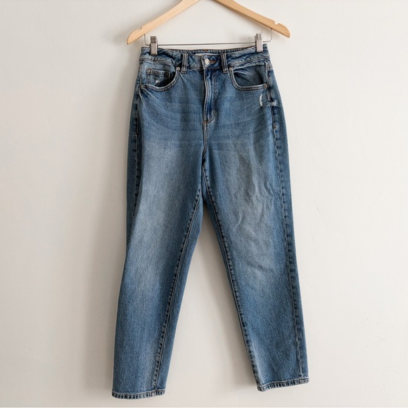 Dynamite Claudia Mom Jeans - Medium Wash - Size 27 (4) - Picture 2 of 10